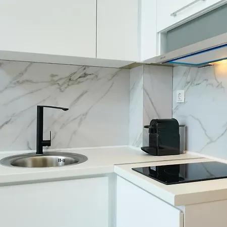 Apartment Valen Mare *